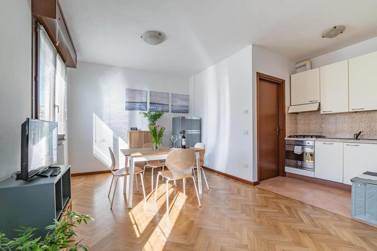 Parma Parco Ducale Duplex Apartment With Parking Kültér fotó